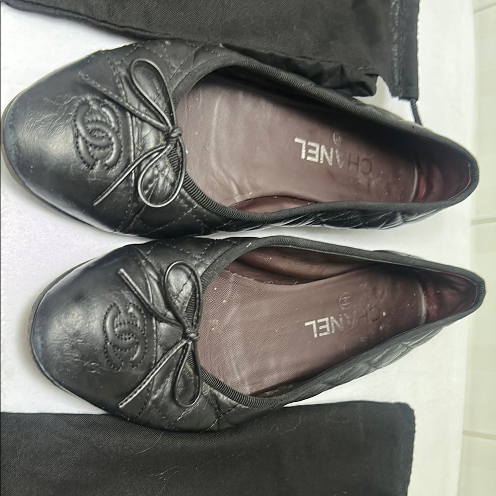 CHANEL Black Leather Loafers with Bow Detail
